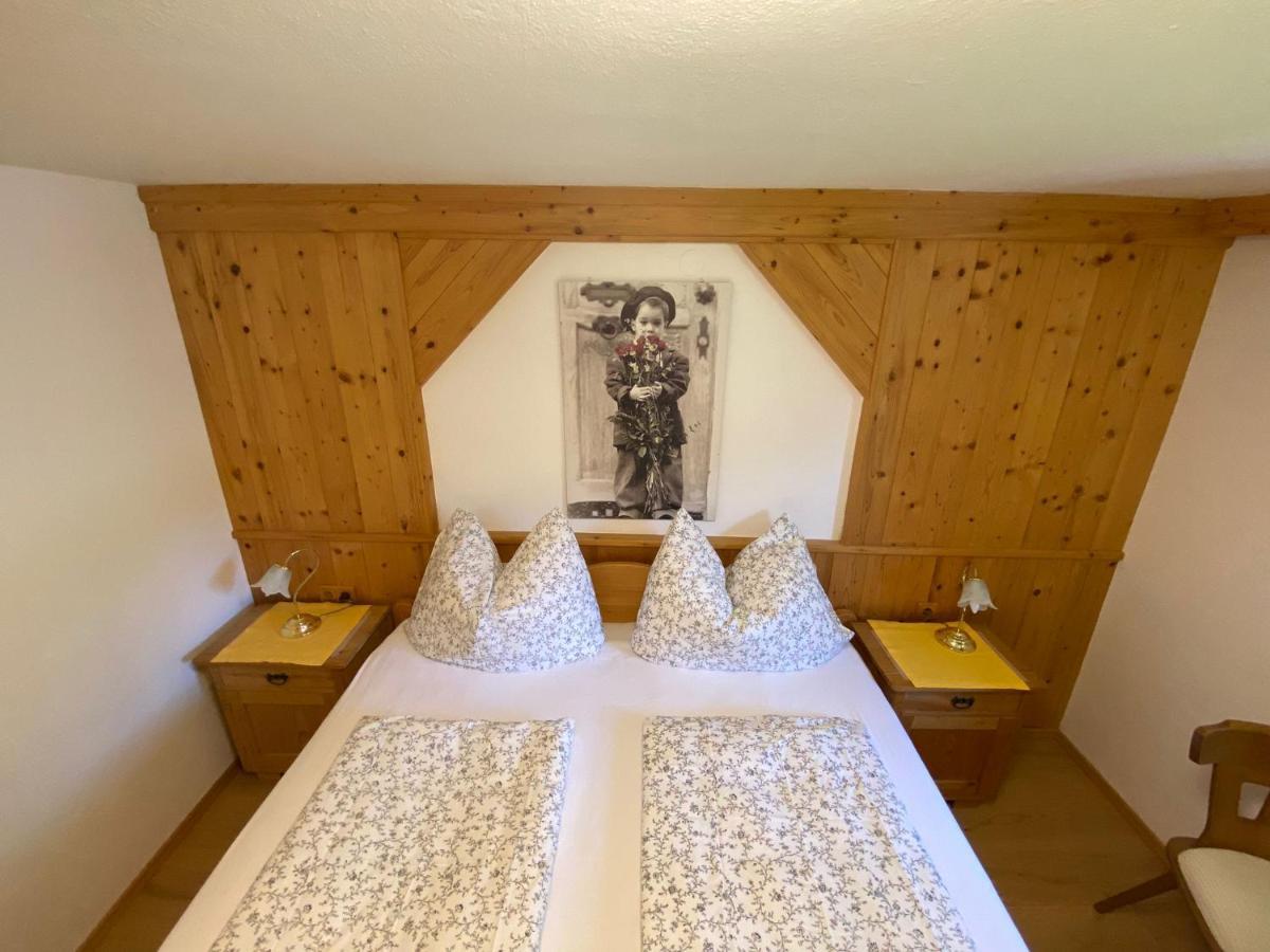 Ferienwohnung Haus Waldrand Oberndorf in Tirol Exterior foto